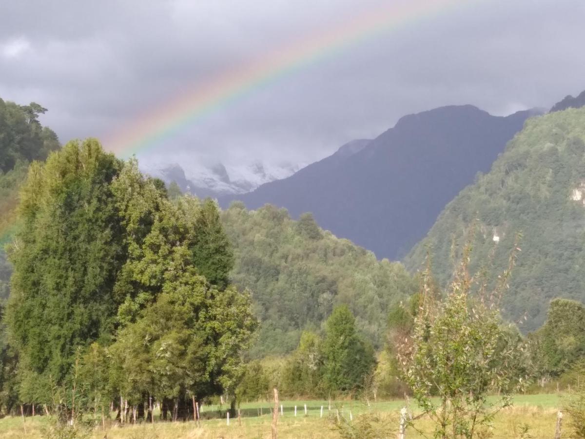 Refugio De La Patagonia Villa Hornopiren Exteriör bild